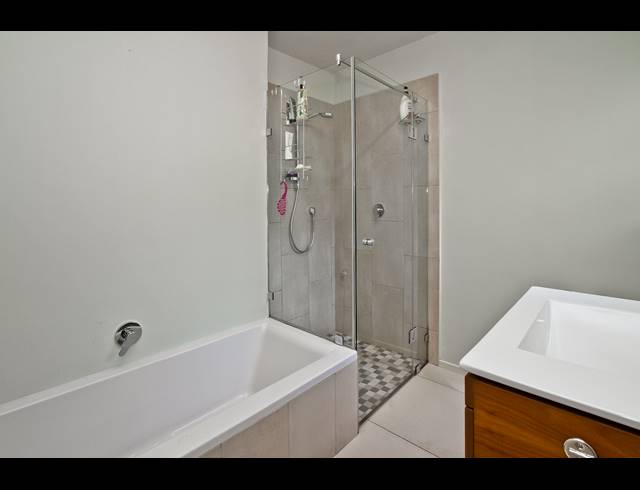 2 BEDROOM APARTMENT FOR SALE IN OBSERVATORY